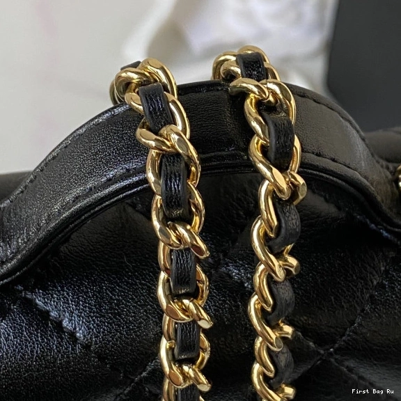 First Bag Ru CHAIN CHANELUTCH CHANEL WITH 0721